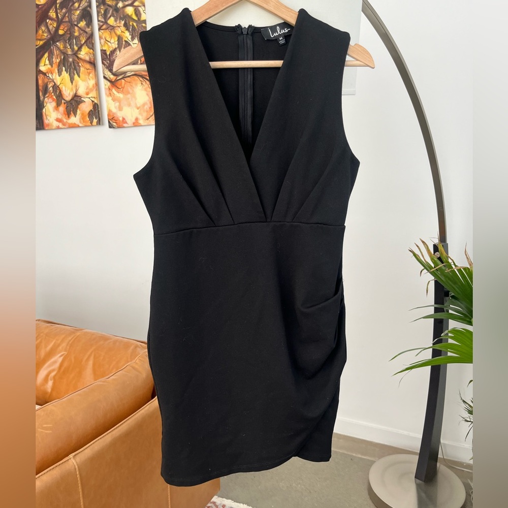 Lulu’s Cocktail Hour Black Sleeveless Tulip Mini Dress - Picture 2 of 4